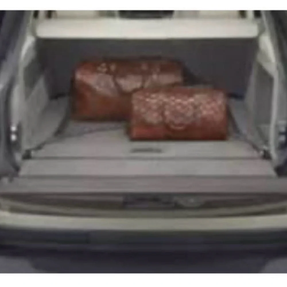 Land Rover Accessory Kit - Cargo Net - Picture 2 of 4